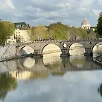 Apartment In Rome-Trastevere - Amorhome