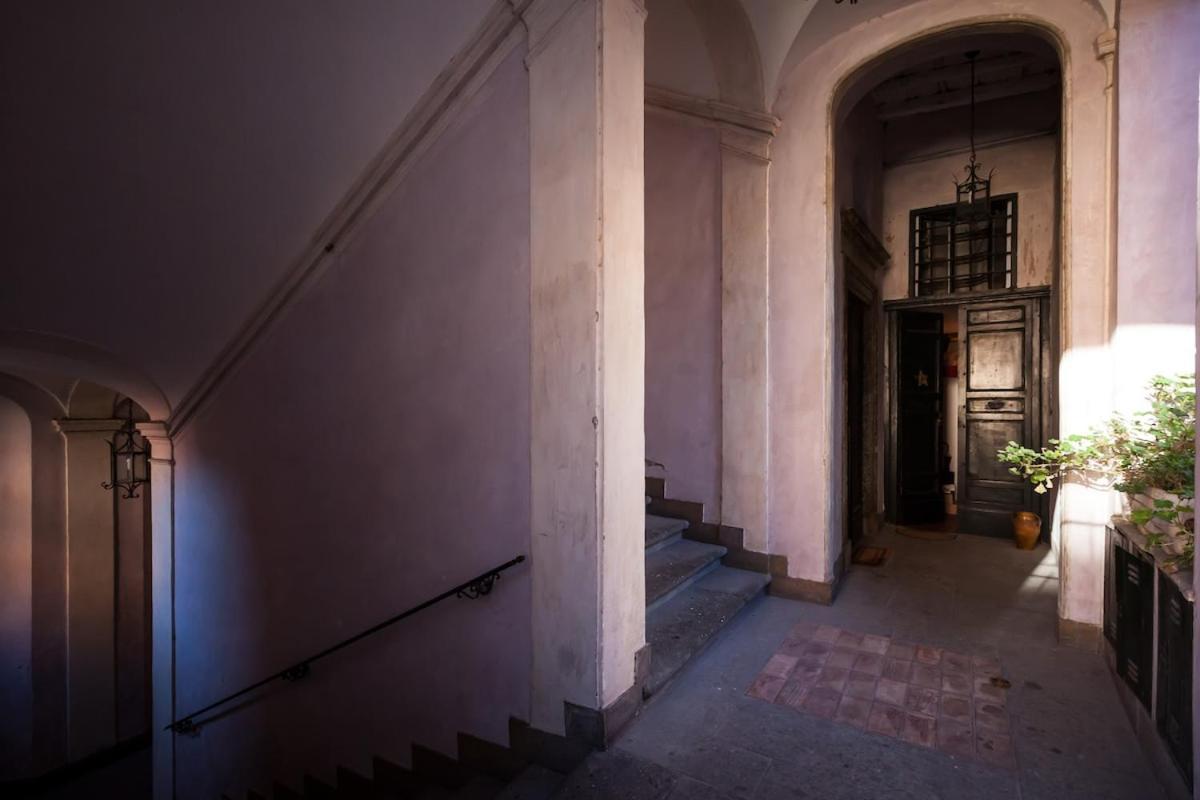 Apartment In Rome-trastevere - Amorhome Rom